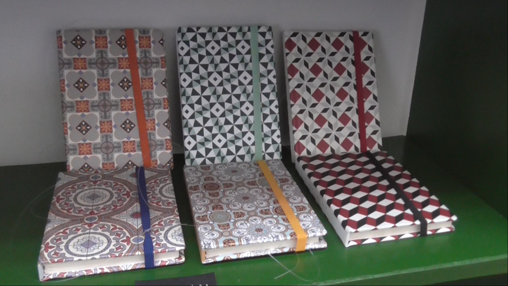 Agendas com capas de pisos de prédios de Belo Horizonte