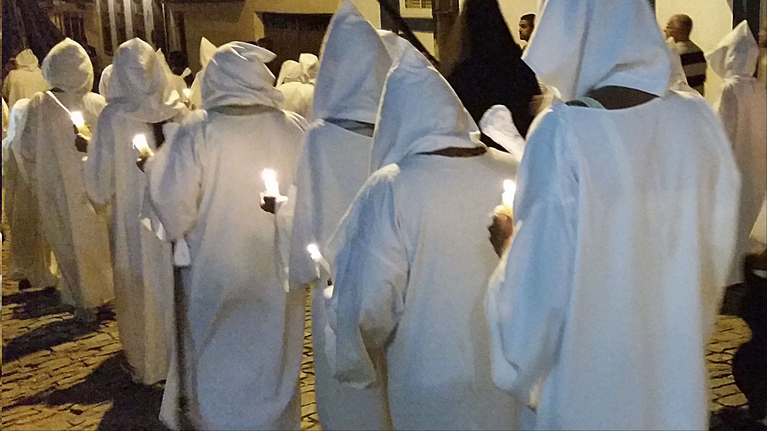Mariana (MG) - Uma das atrações da Semana Santa de Mariana é a Procissão das Almas, manifestação cultural que ocorre na madrugada da sexta-feira para o sábado (Léo Rodrigues/Agência Brasil)