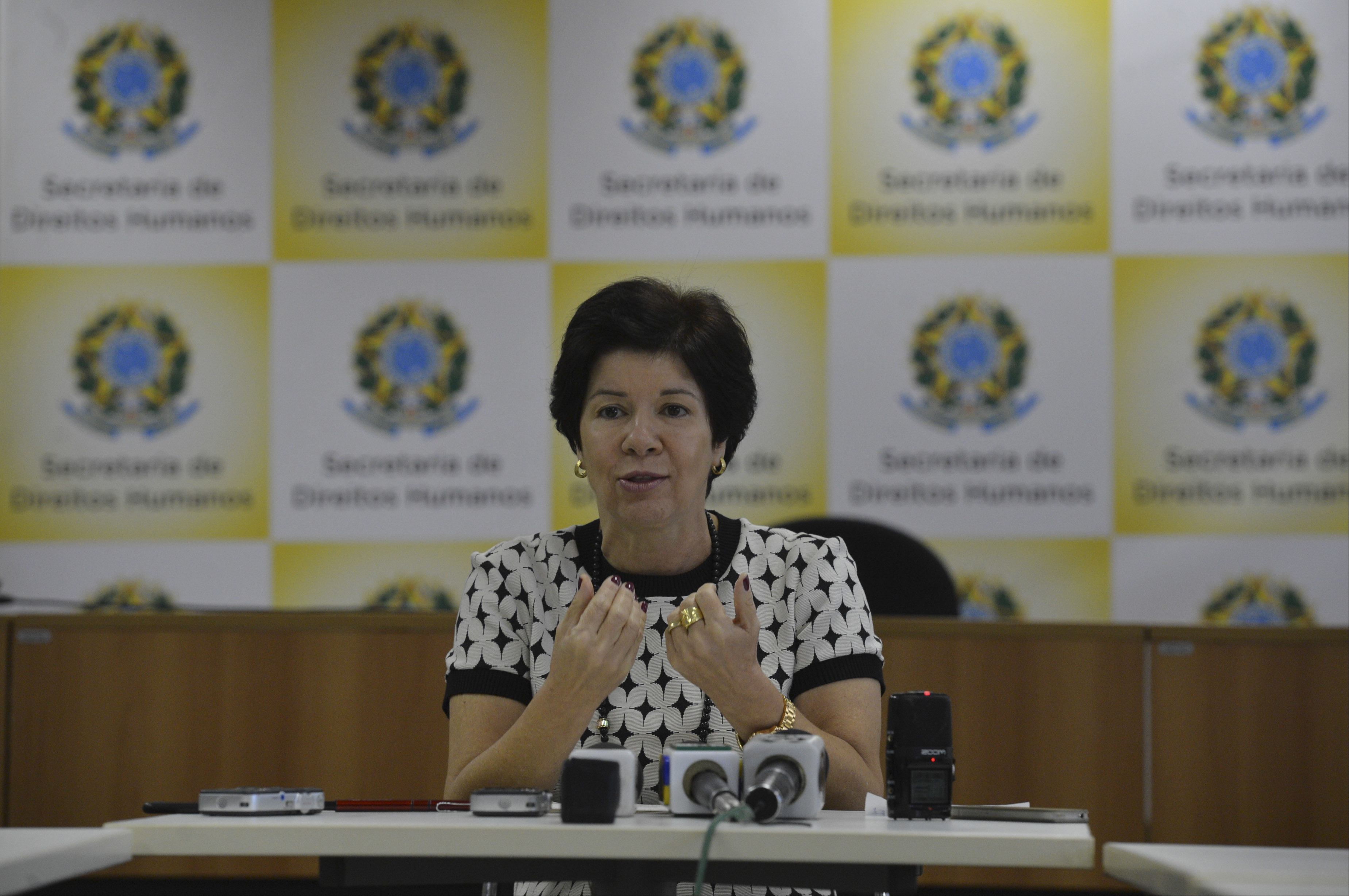 Brasília - Reunião dos representantes do Conselho Nacional de Direitos Humanos para tratar de assassinatos praticados por autoridades públicas, especialmente PMs (José Cruz/Agência Brasil)
