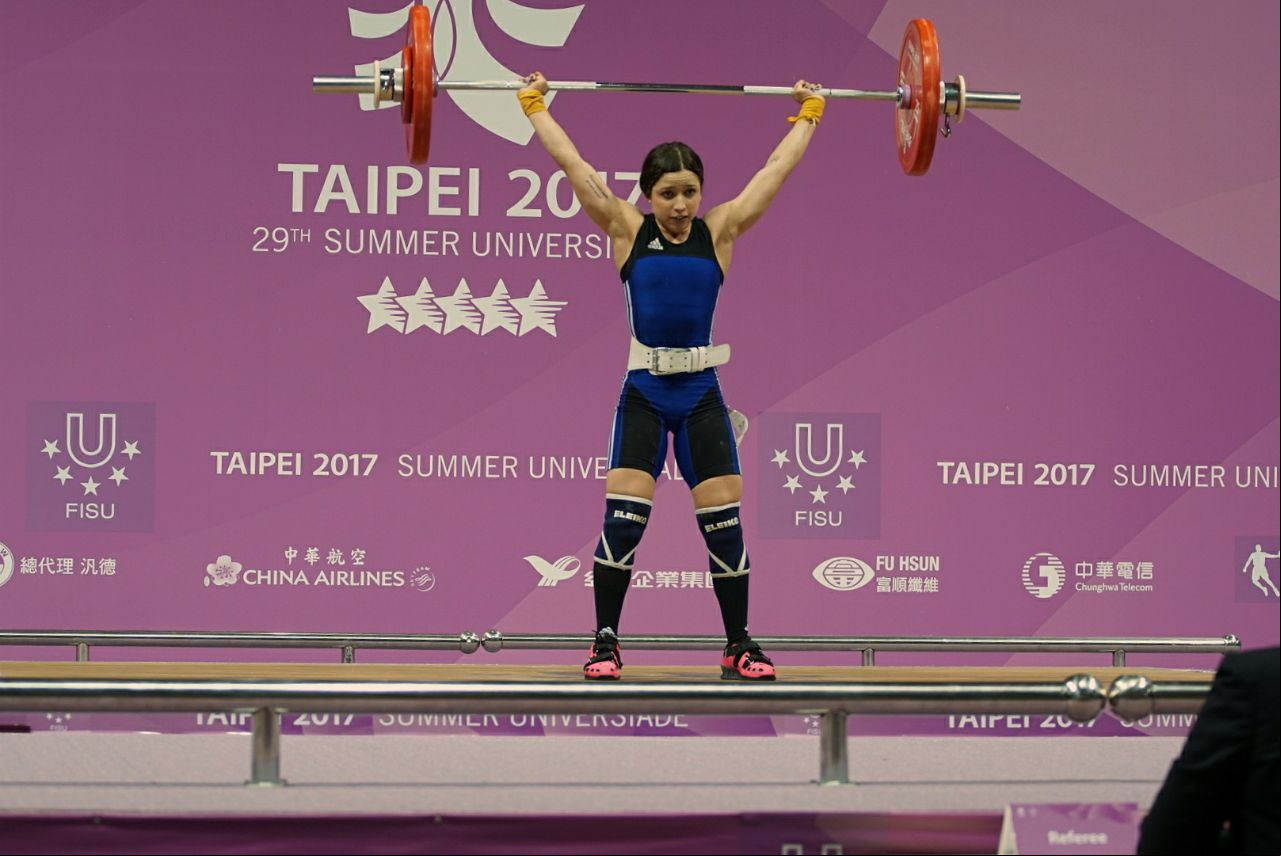 Luana Oliveira ficou fora do pódio, mas bateu recorde brasileiro no levantamento de peso na Universíade 2017, em Taipei